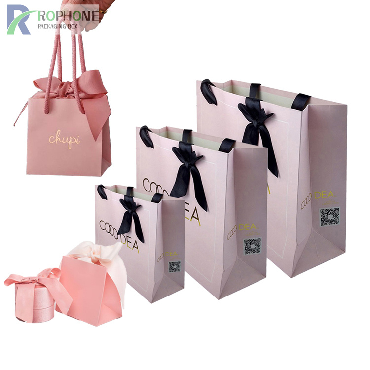 Sacs cadeaux en papier